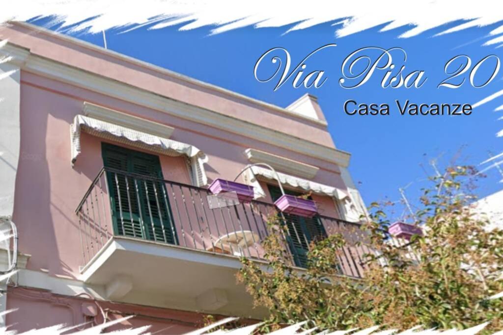 Via Pisa 20 Mansarda Apartment Bari Exterior photo